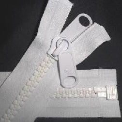 White open ended 762 centimetre long chain zip