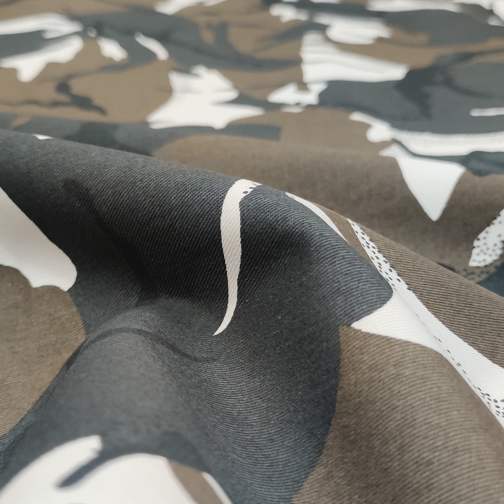 Cotton drill fabric with arctic camouflage