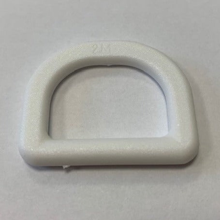 White plastic 25 millimetre D ring from Duemme