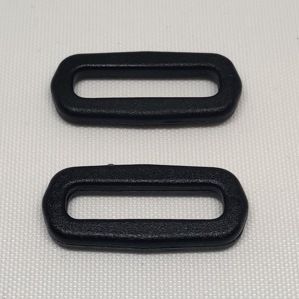 Black plastic 25 millimetres square rings