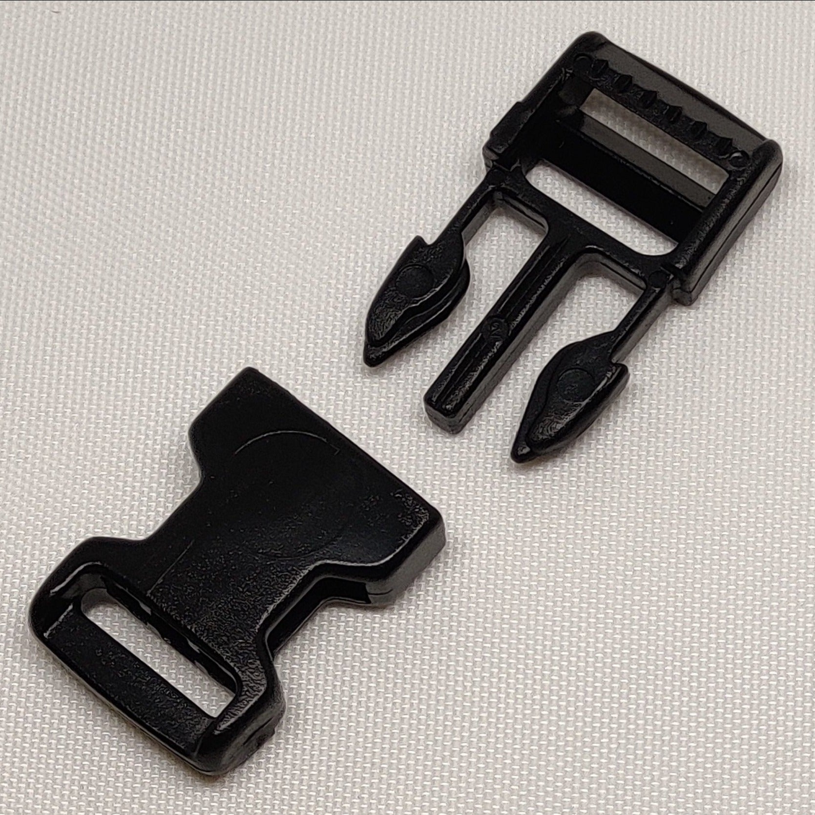 SIDE RELEASE BUCKLE - 15MM