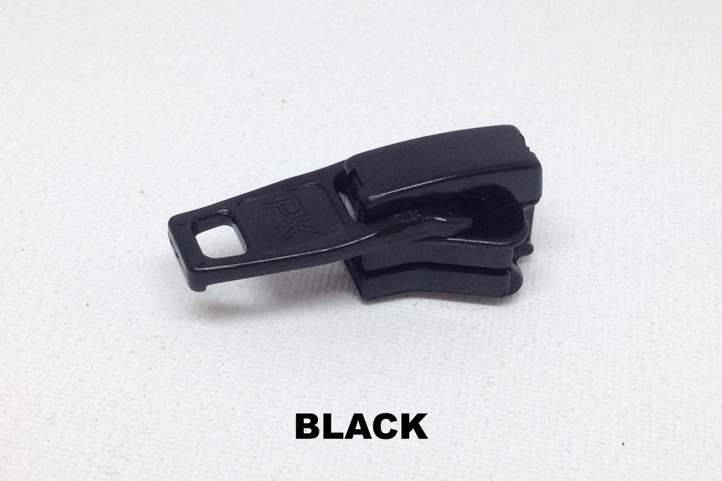 Black single plastic Z1091 zip slider