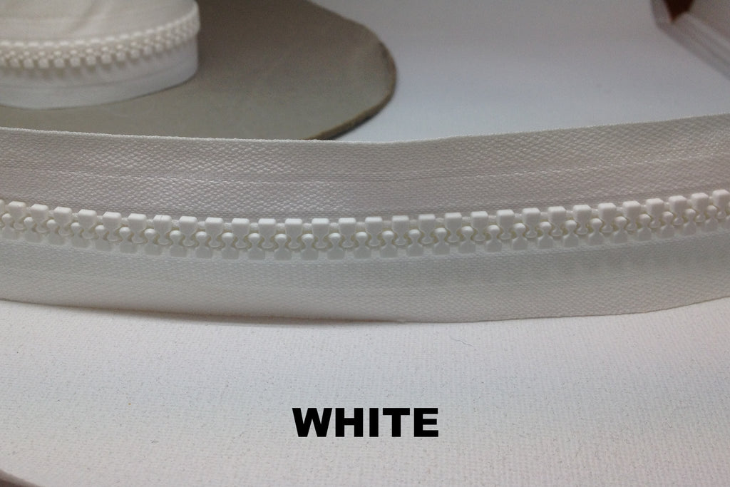 White Z1091 continuous chain zip