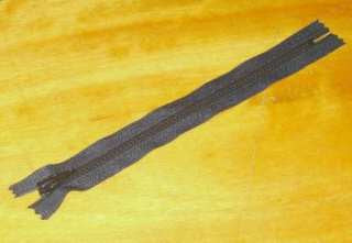 Black Z600 6 millimetres closed end chain zip